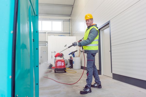 Facility Power Washing